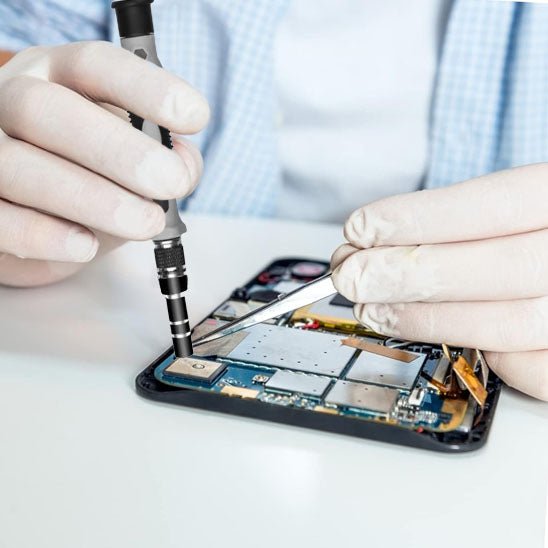 reparation disque dur avec tournevis
